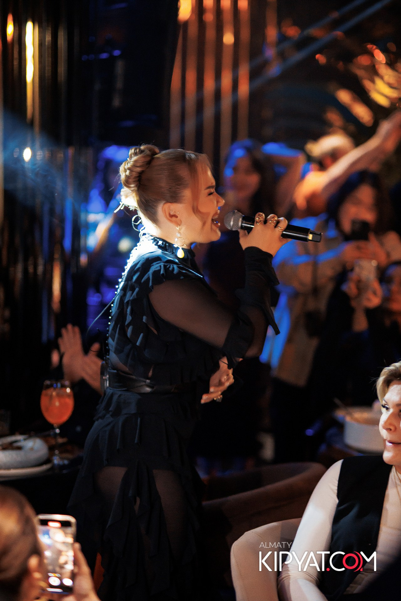 MOOD KARAOKE & TERRACE. КИПЯТКОМ АЛМАТЫ!