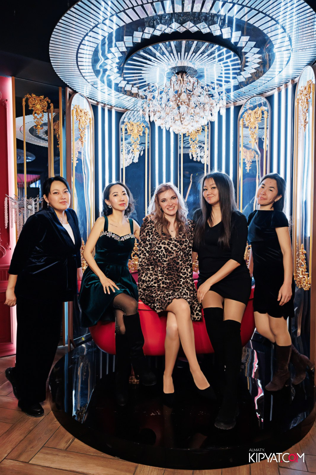 ЗАЯ, НА БИС. КИПЯТКОМ АЛМАТЫ!