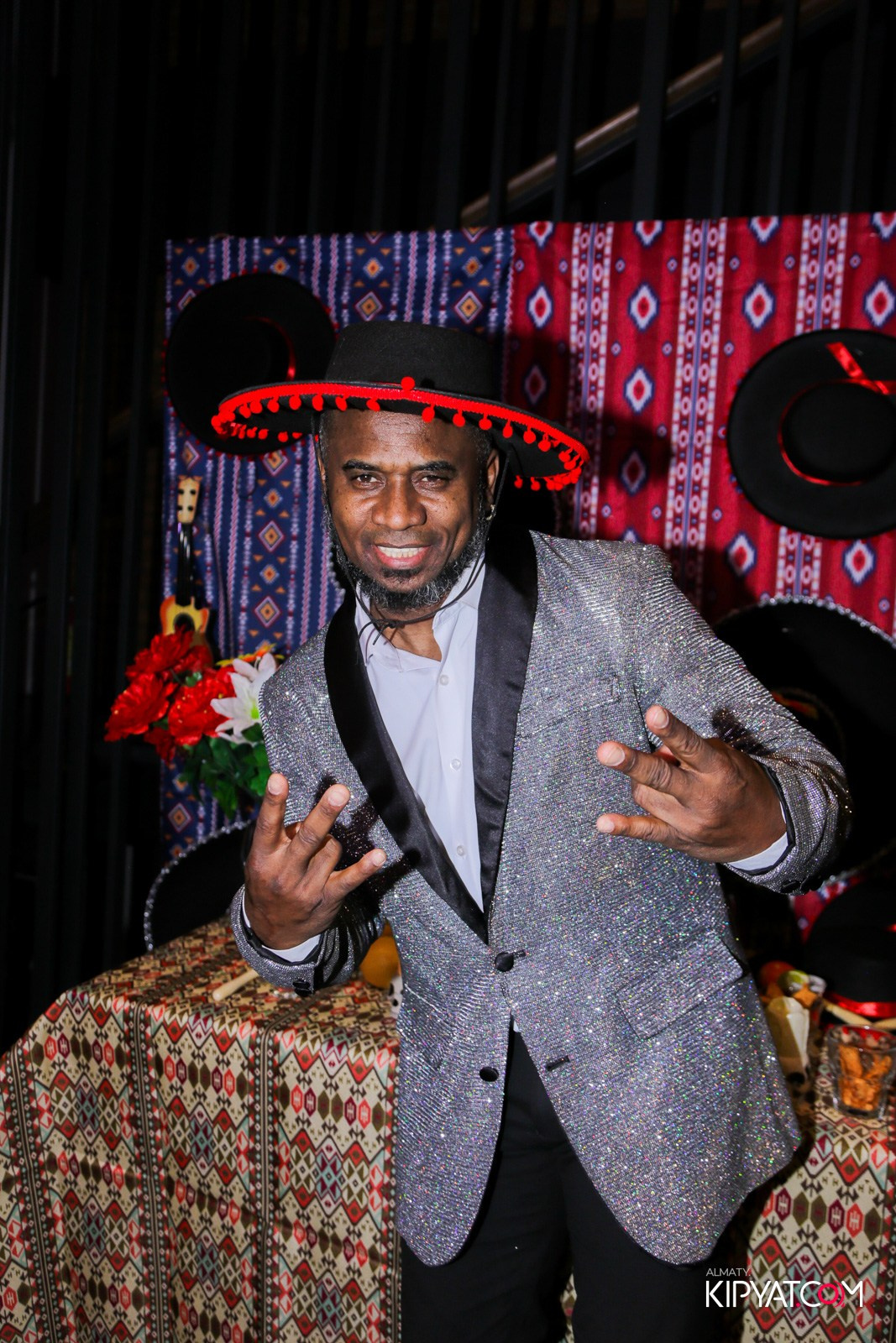 ПИНТА НА ГОГОЛЯ. КИПЯТКОМ АЛМАТЫ!