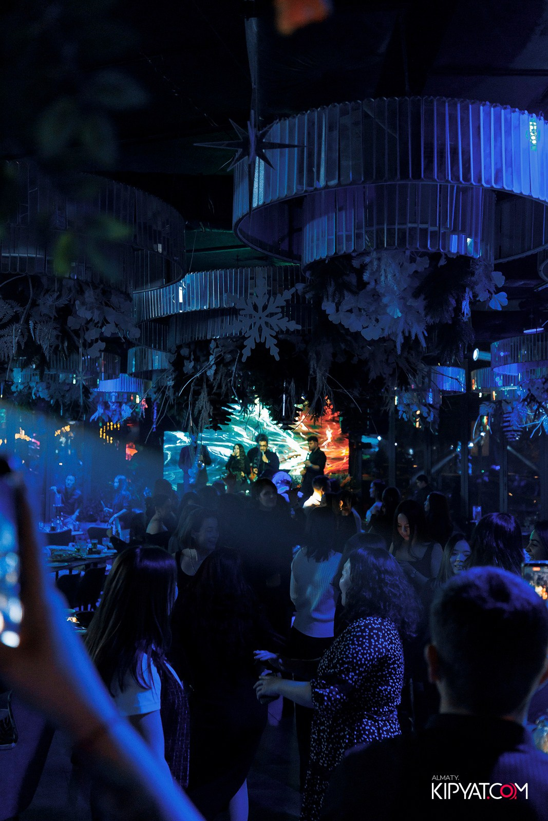 FRIENDS BAR & TERRACE. КИПЯТКОМ АЛМАТЫ! Фотосъемка мероприятий в Алматы