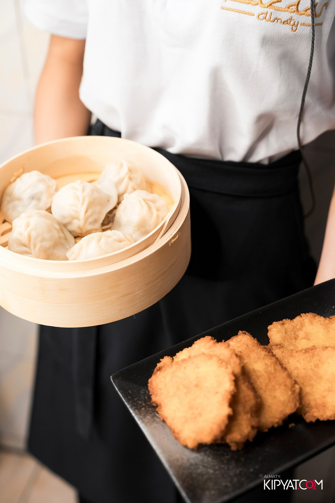 СЕМЕЙНЫЙ РЕСТОРАН BAZAAR. КИПЯТКОМ АЛМАТЫ!