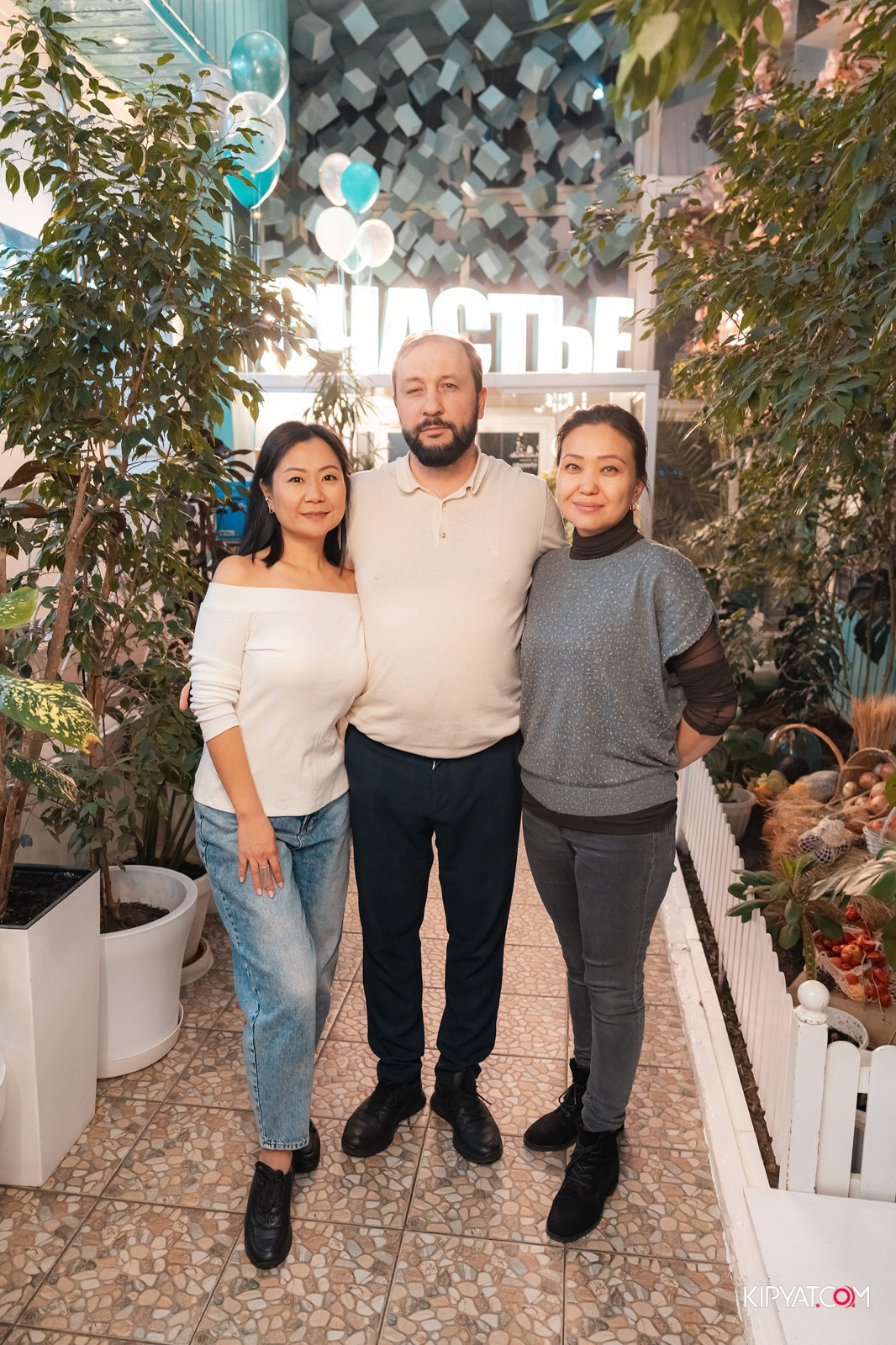 9 ЛЕТ ДОМ-РЕСТОРАНУ СЧАСТЬЕ. КИПЯТКОМ АЛМАТЫ!