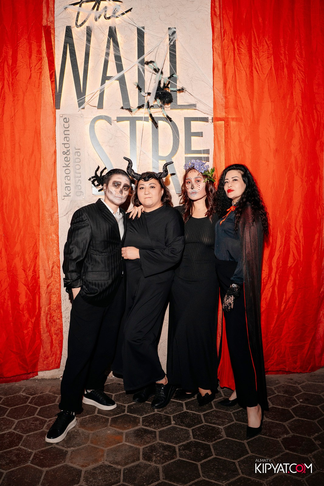 HALLOWEEN PARTY — THE WALL STREET. КИПЯТКОМ АЛМАТЫ!