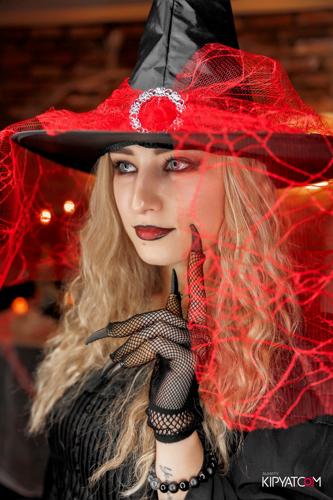 HALLOWEEN PARTY — OLOVO BAR НА ДОСТЫК. КИПЯТКОМ АЛМАТЫ!