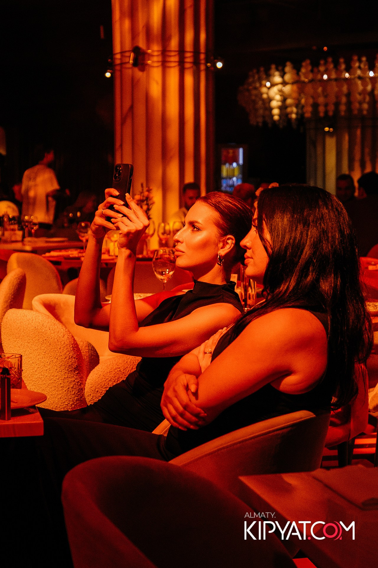 QUEEN. КИПЯТКОМ АЛМАТЫ!