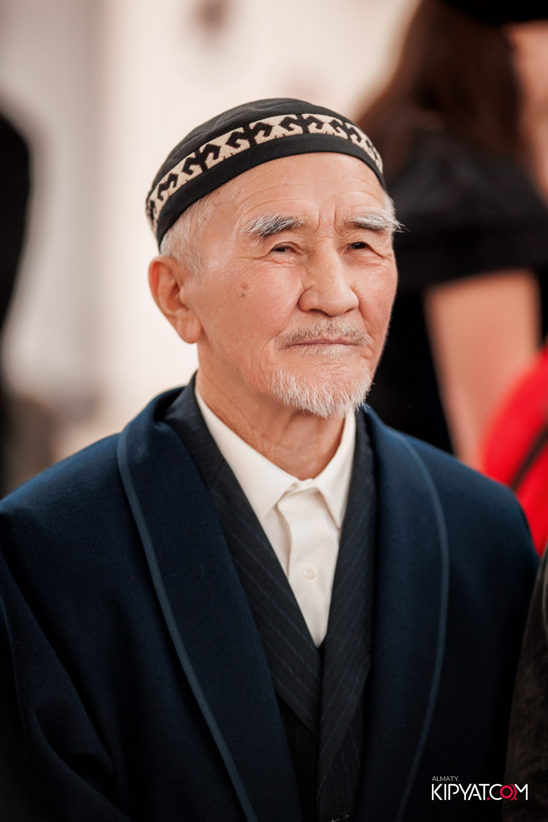 FASHION ПОКАЗ, КАЗАХСКОЙ НАЦИОНАЛЬНОЙ ОДЕЖДЫ. КИПЯТКОМ АЛМАТЫ!