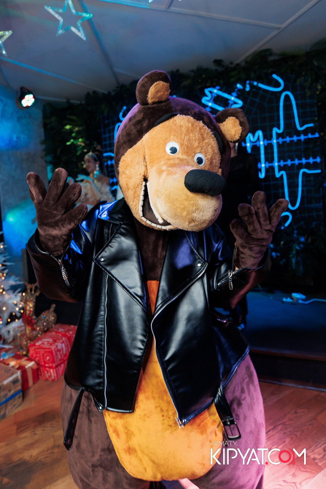 УХО И МЕДВЕДЬ НА КУРМАНГАЗЫ. КИПЯТКОМ АЛМАТЫ!