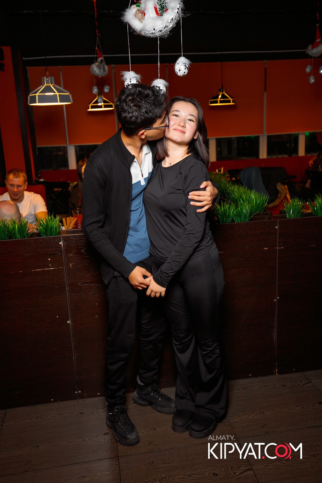 ШАШЛЫКОФФ. КИПЯТКОМ АЛМАТЫ!