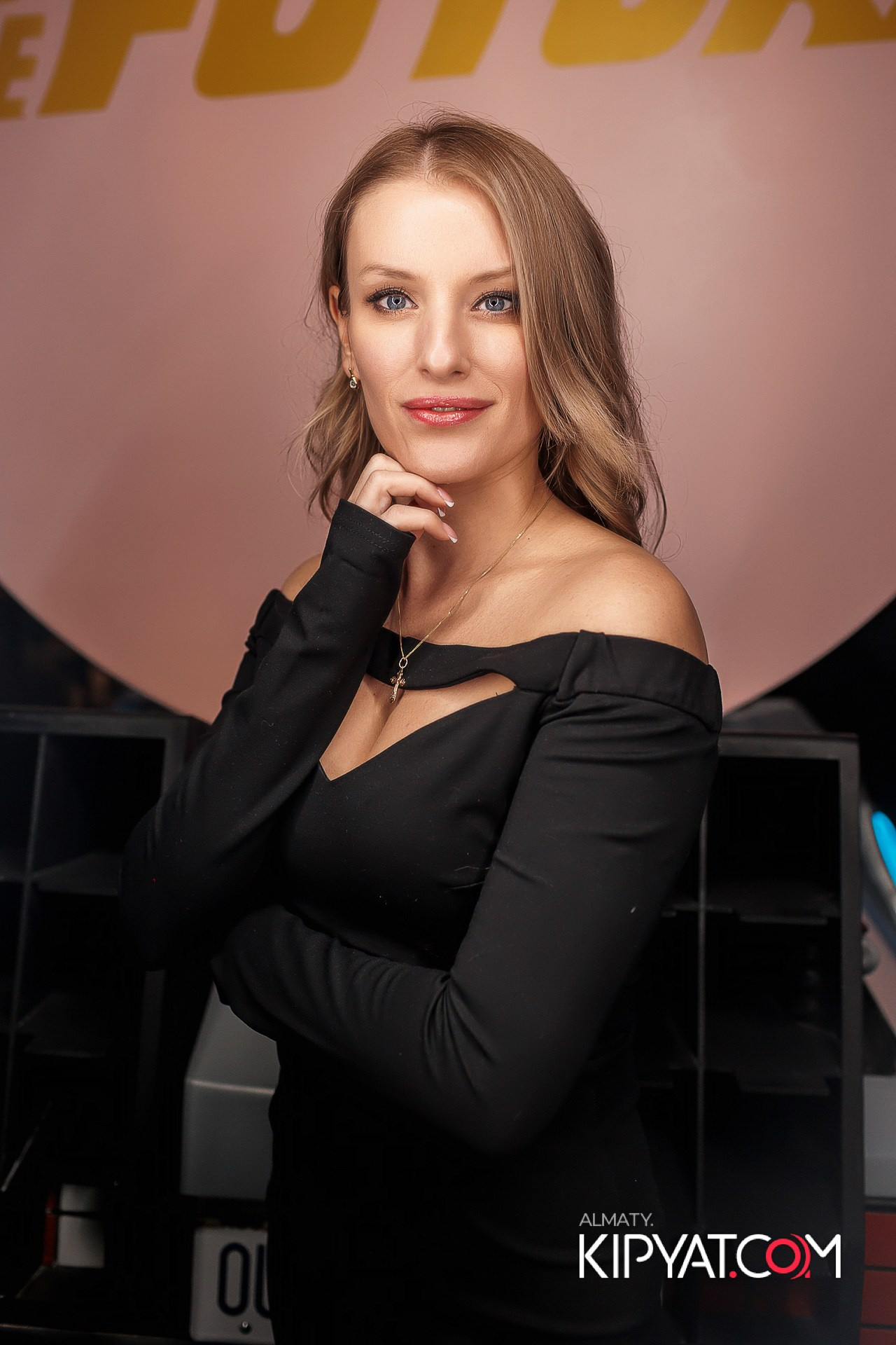 SANTA BARBARA — ВЫСТУПЛЕНИЕ ГРУППЫ REFLEX. КИПЯТКОМ АЛМАТЫ!