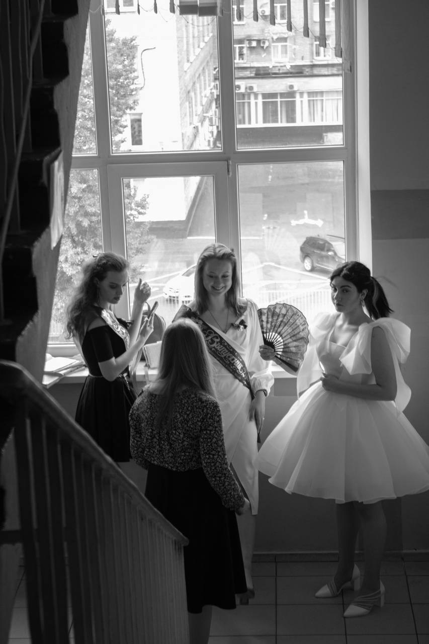 Последний звонок. Фотограф про чувства Варя Сильвестрова, Москва