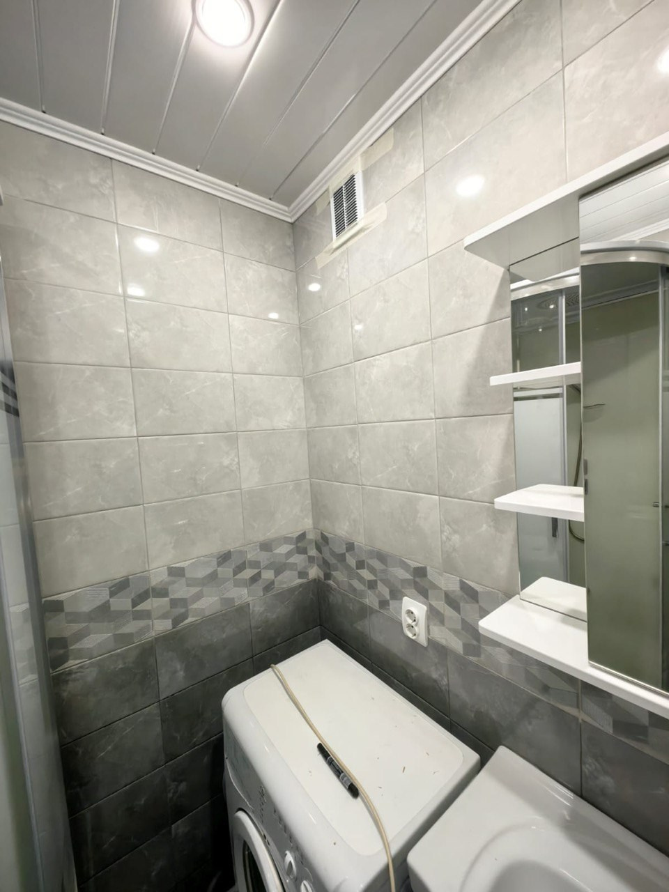 Ванная комната (ул. Амирхана д. 28). Ремонт санузла, туалета, ванной под ключ в Казани. Укладка плитки