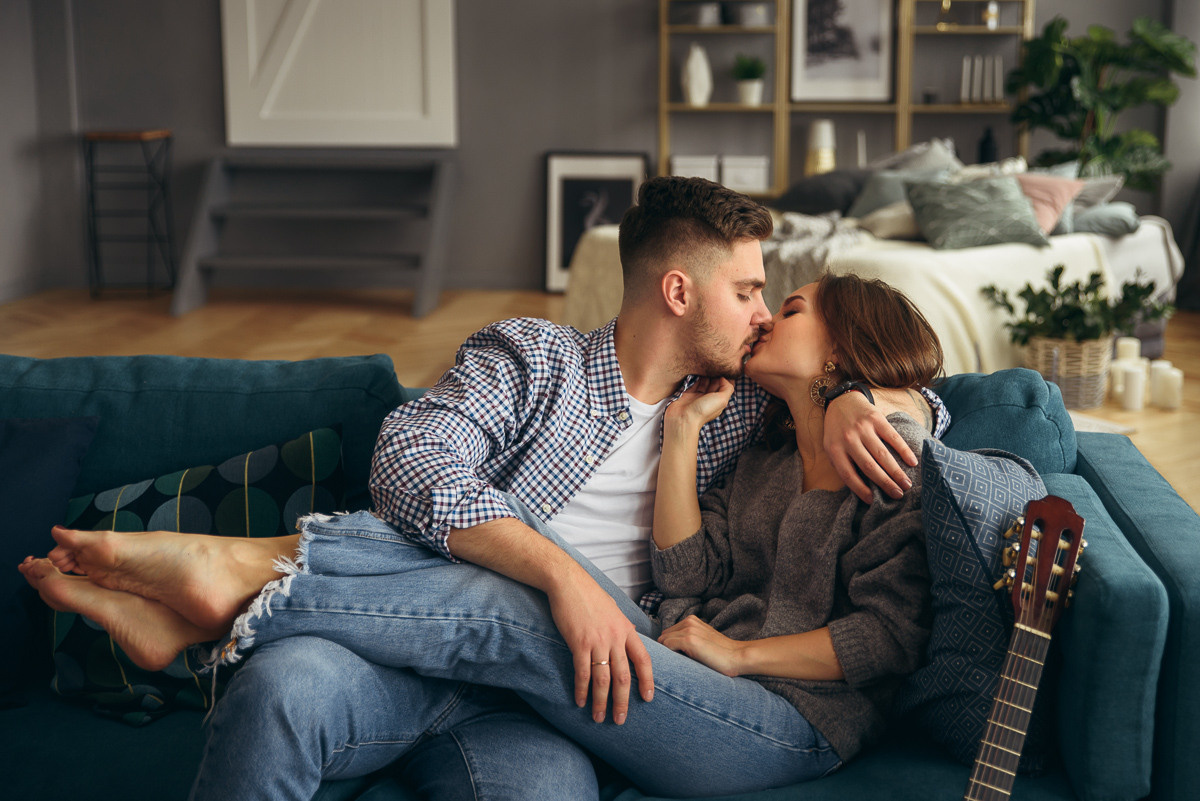Фотосессия love story в студии. Свадебный и семейный фотограф в Москве Светлана Зоткина