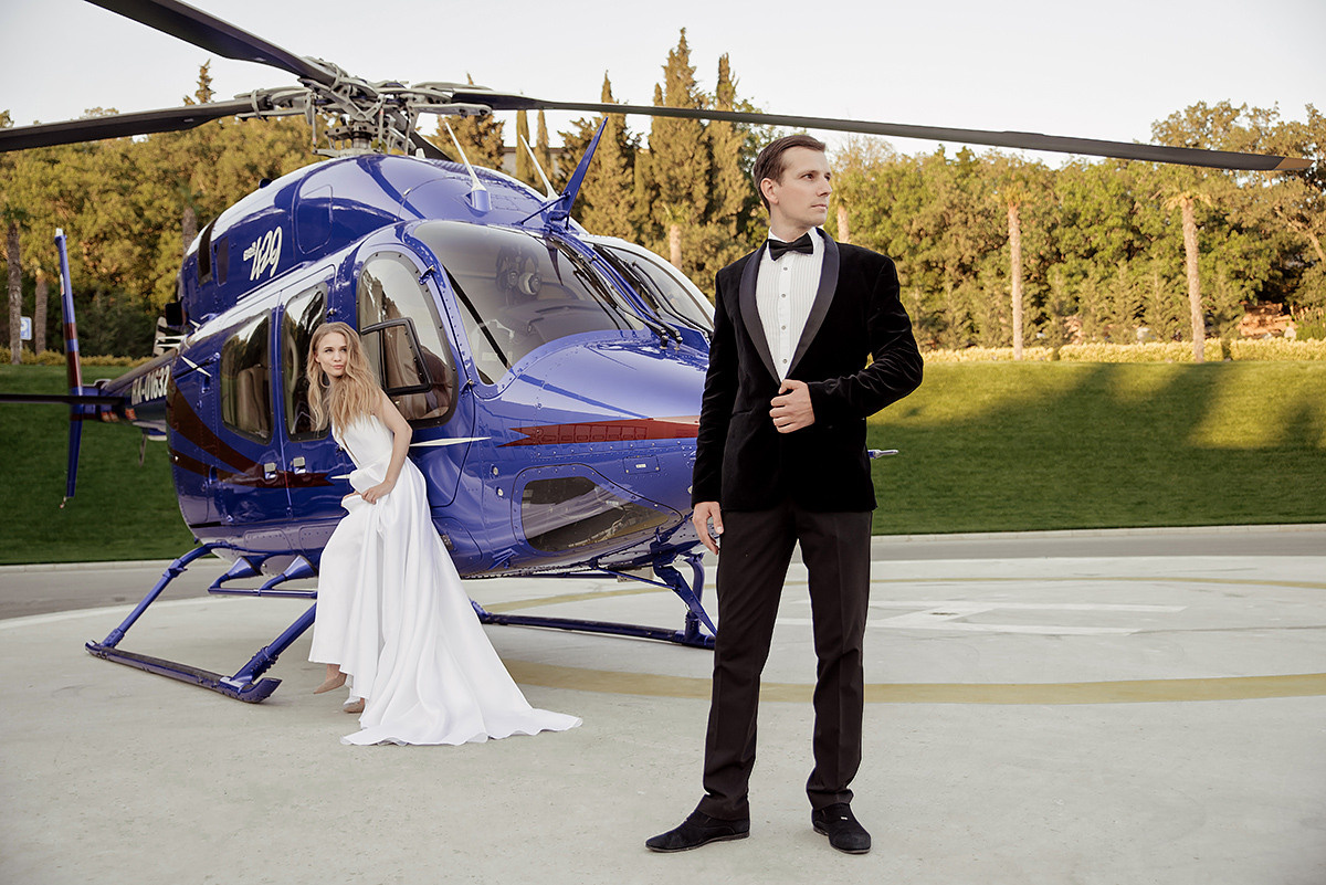 Стильная фотосессия свадьбы в Воронцовском парке. Свадебный и семейный фотограф в Москве Светлана Зоткина