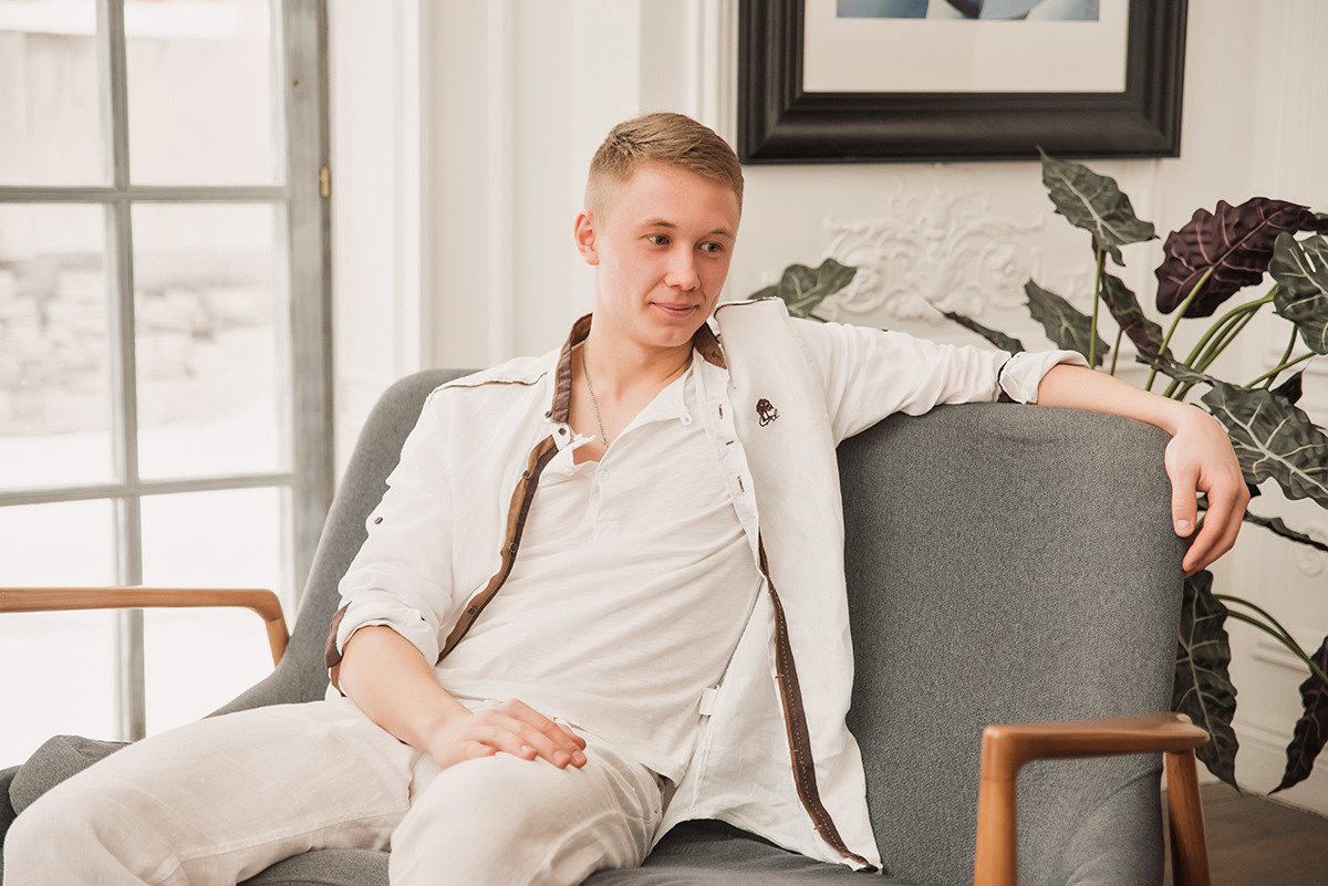 Предсвадебная фотосъемка лавстори в особняке Роял. Свадебный и семейный фотограф в Москве Светлана Зоткина