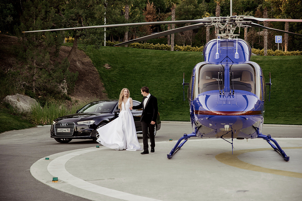 Стильная фотосессия свадьбы в Воронцовском парке. Свадебный и семейный фотограф в Москве Светлана Зоткина