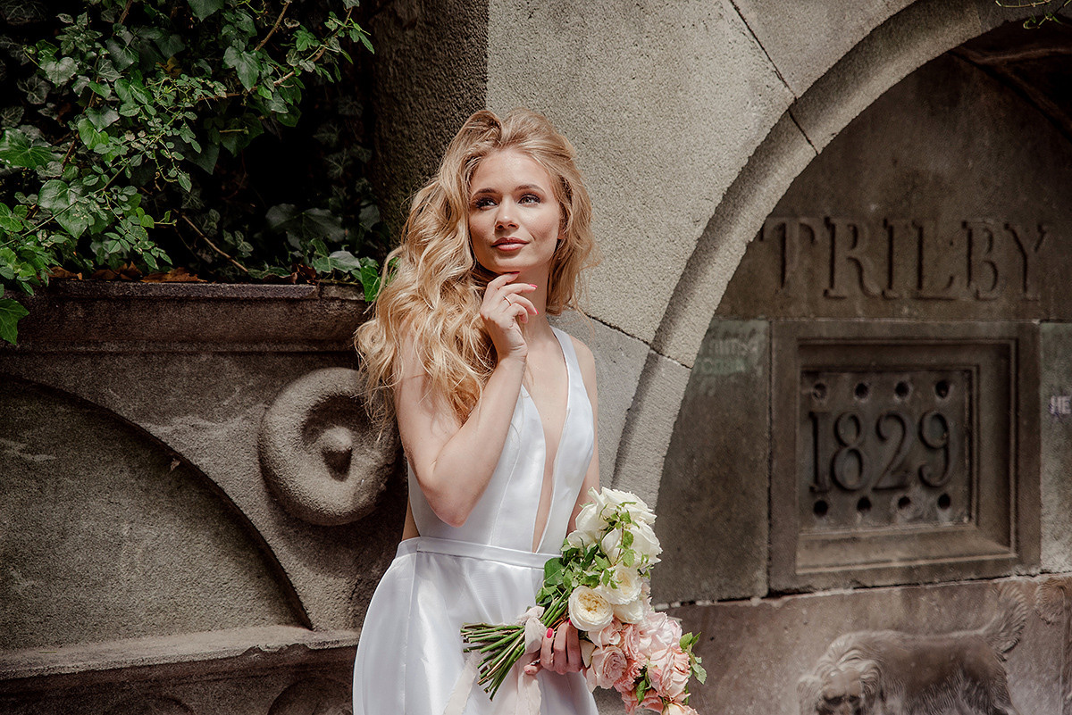 Стильная фотосессия свадьбы в Воронцовском парке. Свадебный и семейный фотограф в Москве Светлана Зоткина