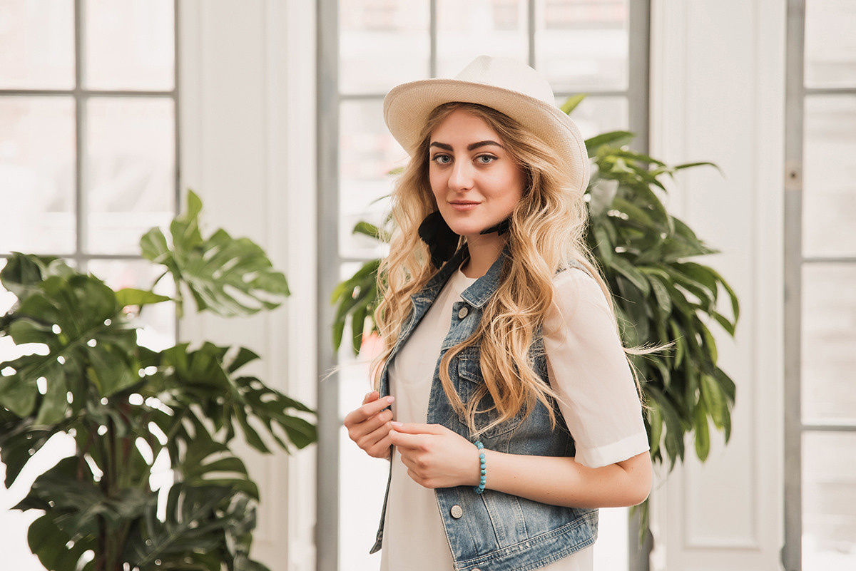 Предсвадебная фотосъемка лавстори в особняке Роял. Свадебный и семейный фотограф в Москве Светлана Зоткина