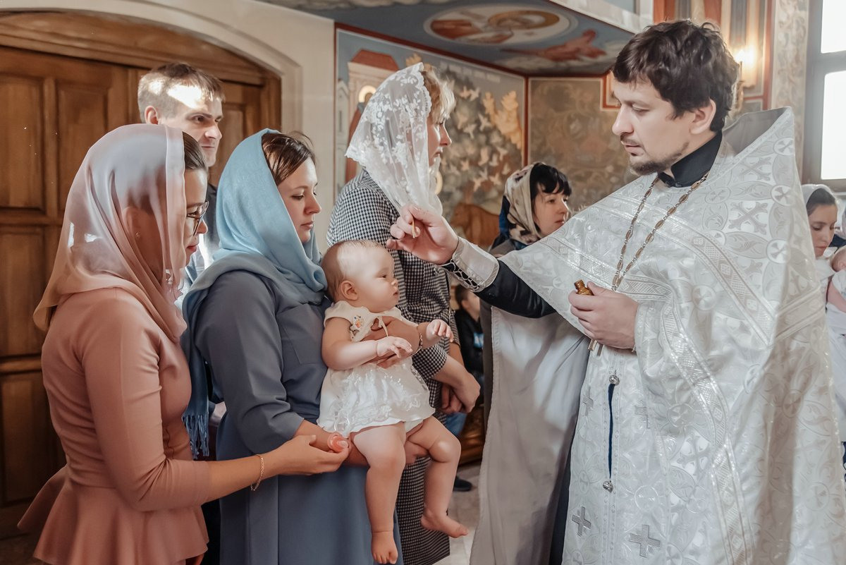 Крещение малыша. Свадебный и семейный фотограф в Москве Светлана Зоткина