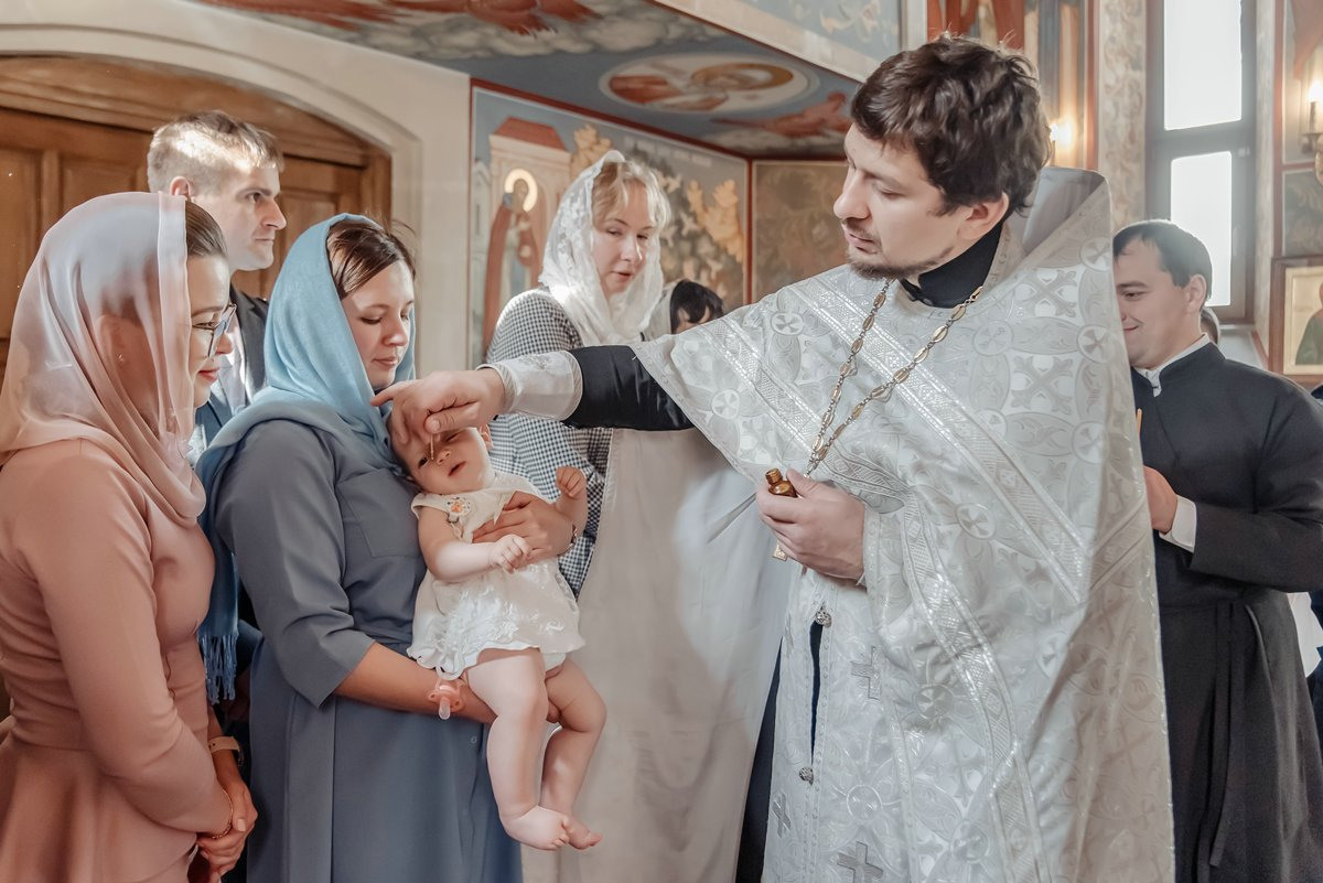Крещение малыша. Свадебный и семейный фотограф в Москве Светлана Зоткина
