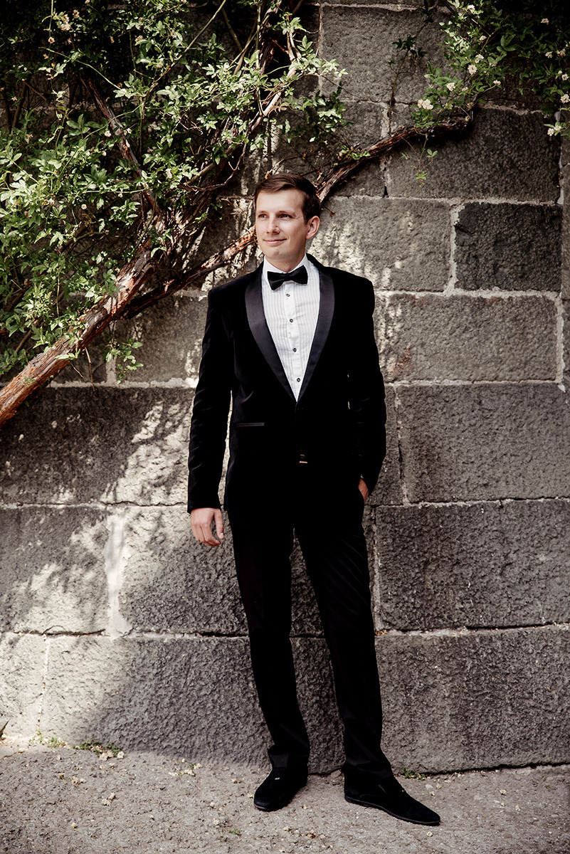 Стильная фотосессия свадьбы в Воронцовском парке. Свадебный и семейный фотограф в Москве Светлана Зоткина