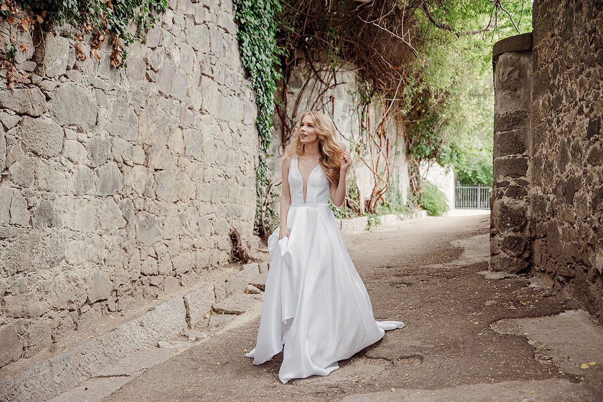 Стильная фотосессия свадьбы в Воронцовском парке. Свадебный и семейный фотограф в Москве Светлана Зоткина