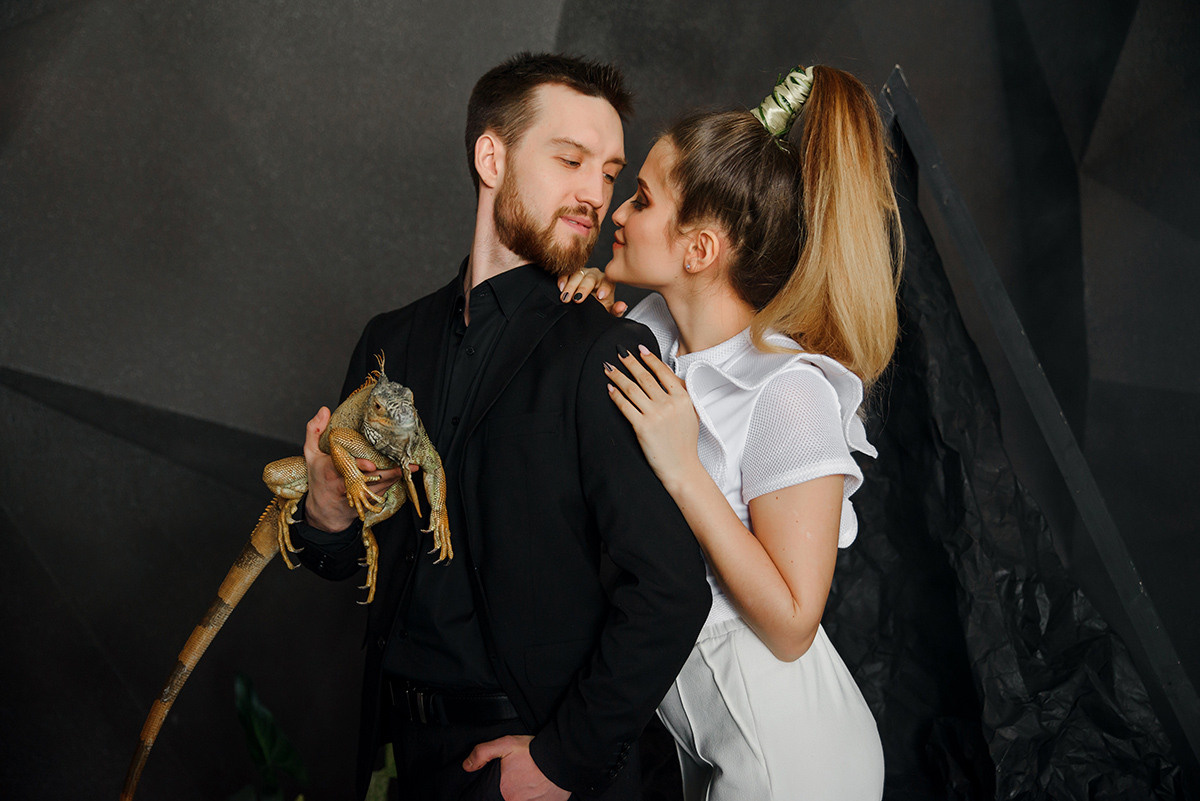 Студийная фотосессия помолвки. Свадебный и семейный фотограф в Москве Светлана Зоткина