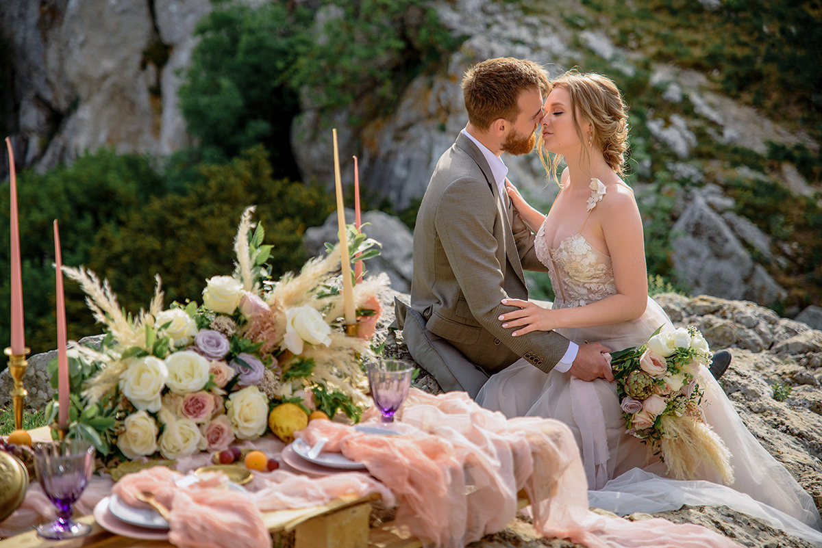 Фотосъемка свадьбы в горах Ай-Петри. Свадебный и семейный фотограф в Москве Светлана Зоткина