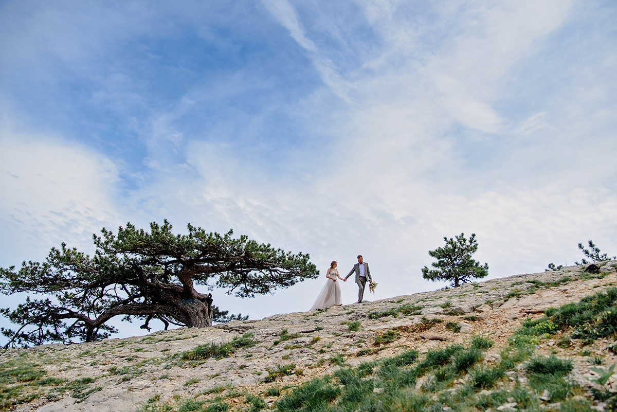 Фотосъемка свадьбы в горах Ай-Петри. Свадебный и семейный фотограф в Москве Светлана Зоткина