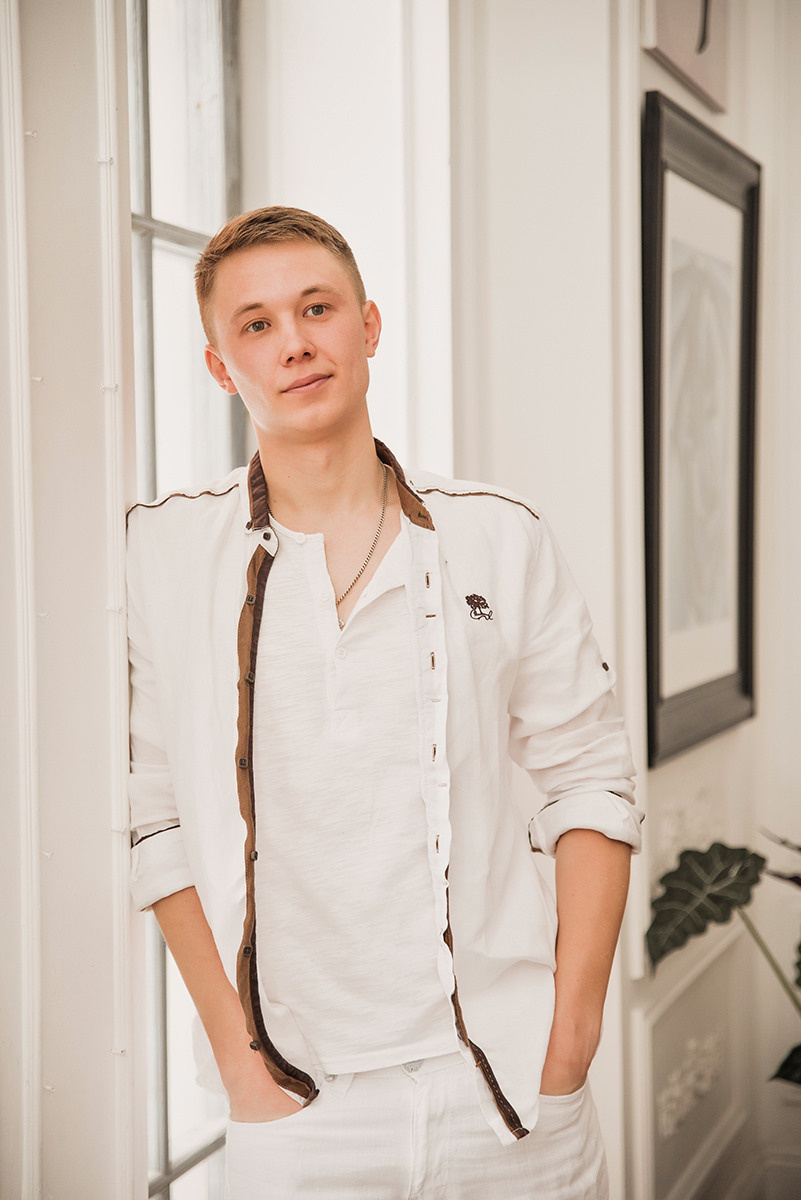 Предсвадебная фотосъемка лавстори в особняке Роял. Свадебный и семейный фотограф в Москве Светлана Зоткина