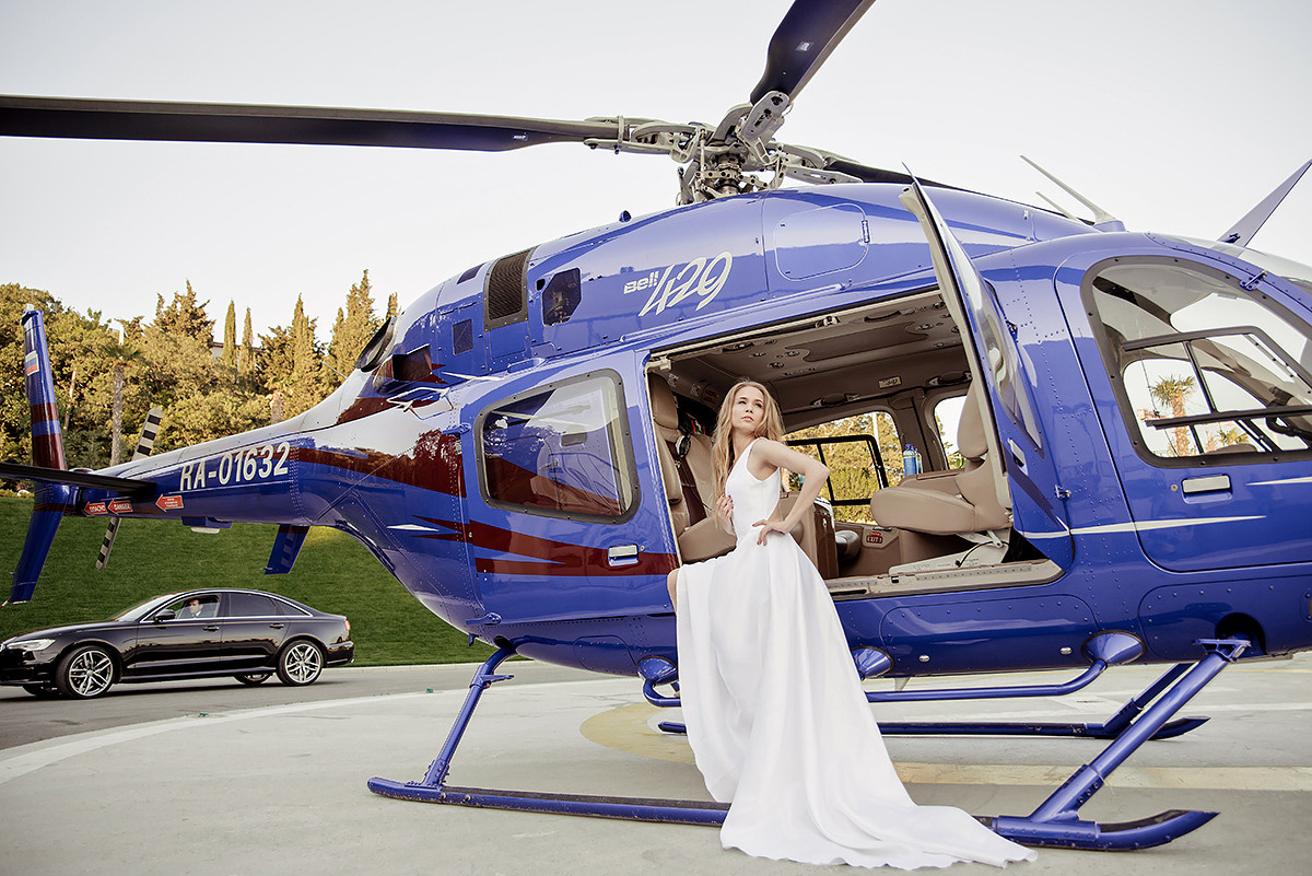 Стильная фотосессия свадьбы в Воронцовском парке. Свадебный и семейный фотограф в Москве Светлана Зоткина