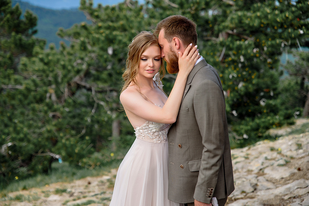 Фотосъемка свадьбы в горах Ай-Петри. Свадебный и семейный фотограф в Москве Светлана Зоткина