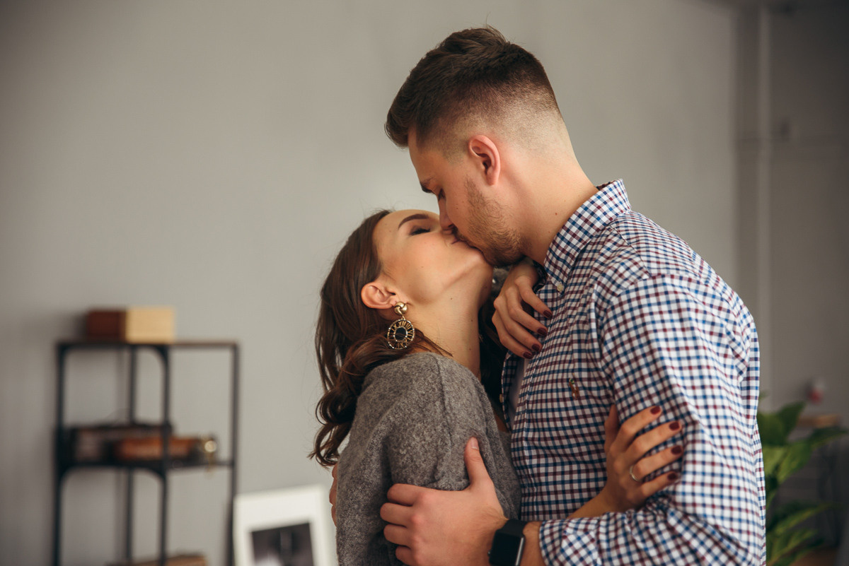 Фотосессия love story в студии. Свадебный и семейный фотограф в Москве Светлана Зоткина