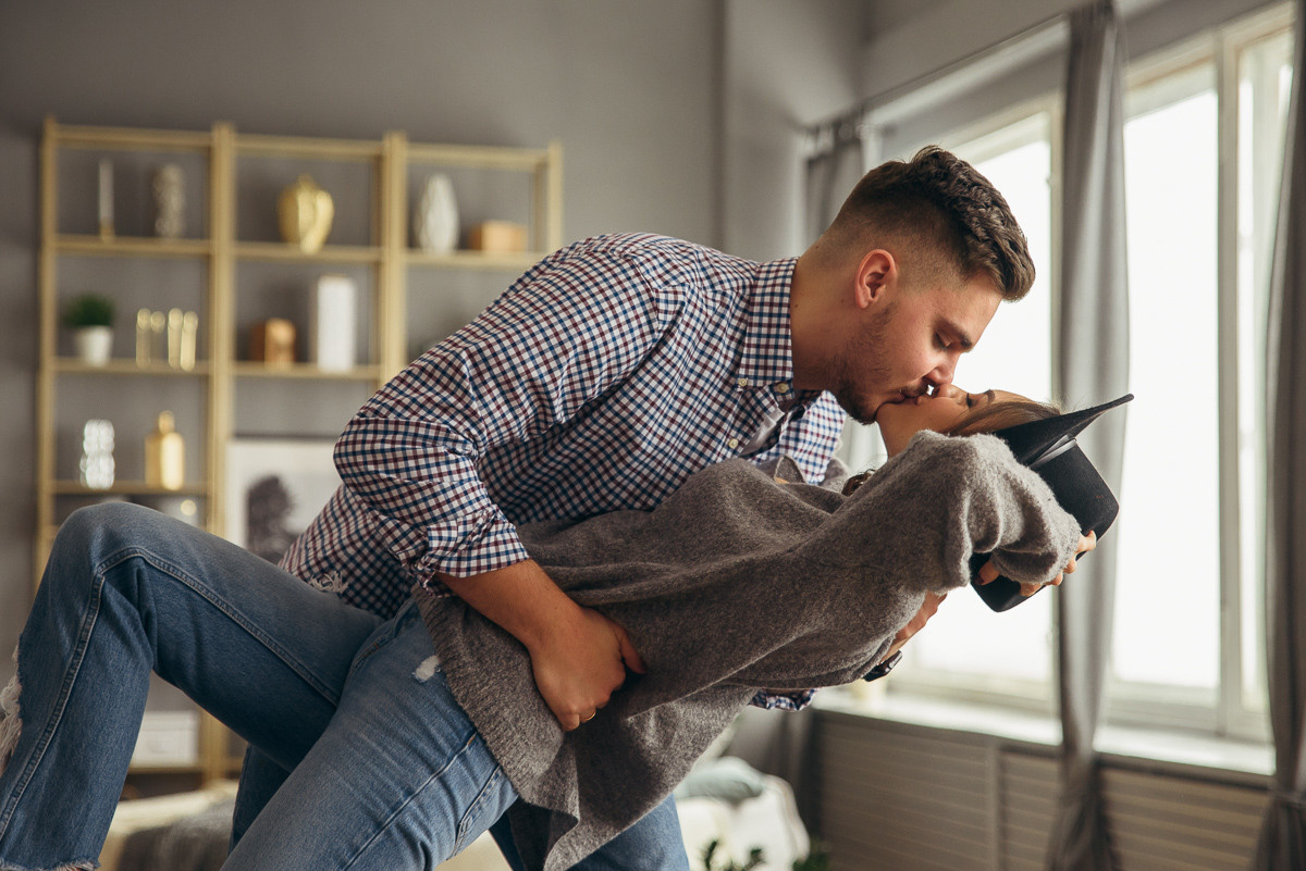 Фотосессия love story в студии. Свадебный и семейный фотограф в Москве Светлана Зоткина