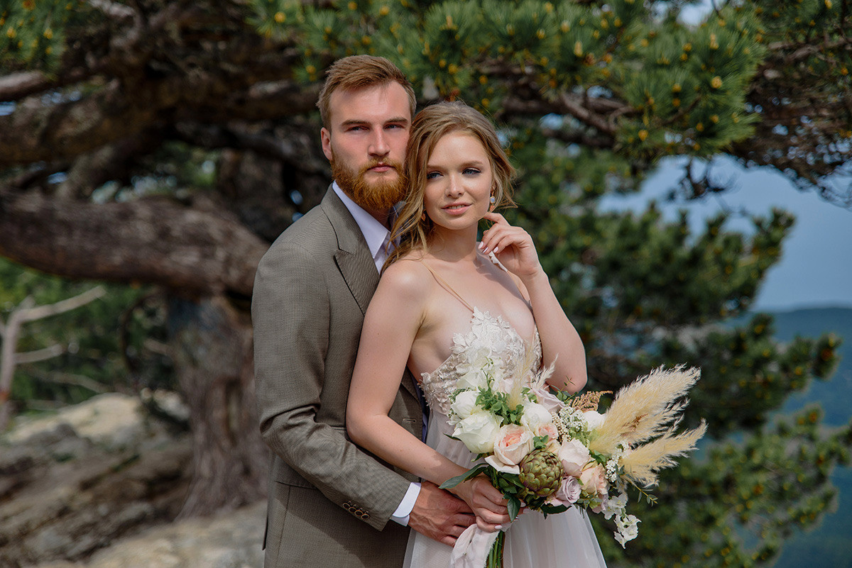 Фотосъемка свадьбы в горах Ай-Петри. Свадебный и семейный фотограф в Москве Светлана Зоткина