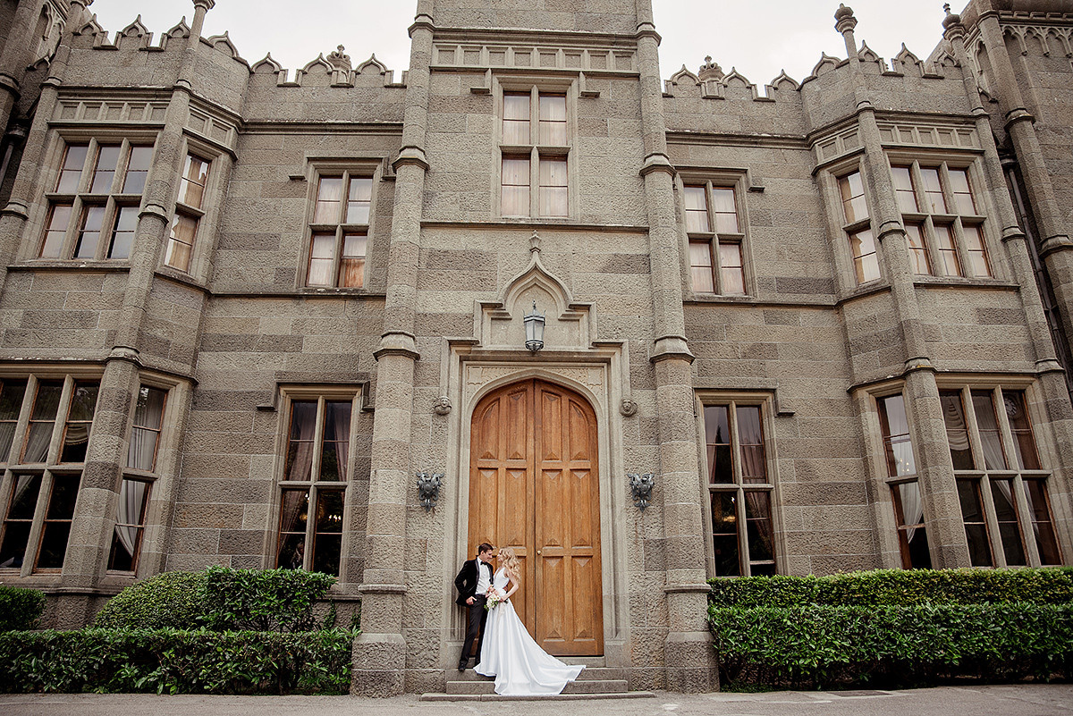 Стильная фотосессия свадьбы в Воронцовском парке. Свадебный и семейный фотограф в Москве Светлана Зоткина