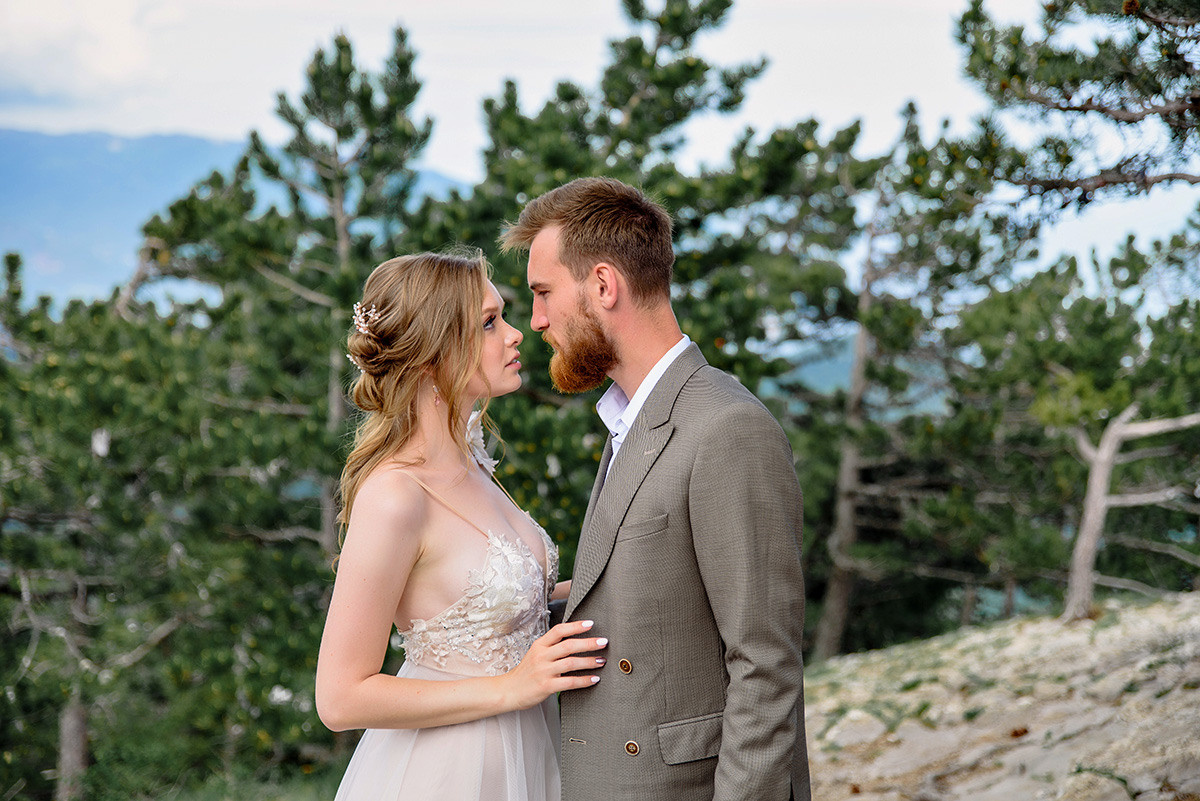 Фотосъемка свадьбы в горах Ай-Петри. Свадебный и семейный фотограф в Москве Светлана Зоткина