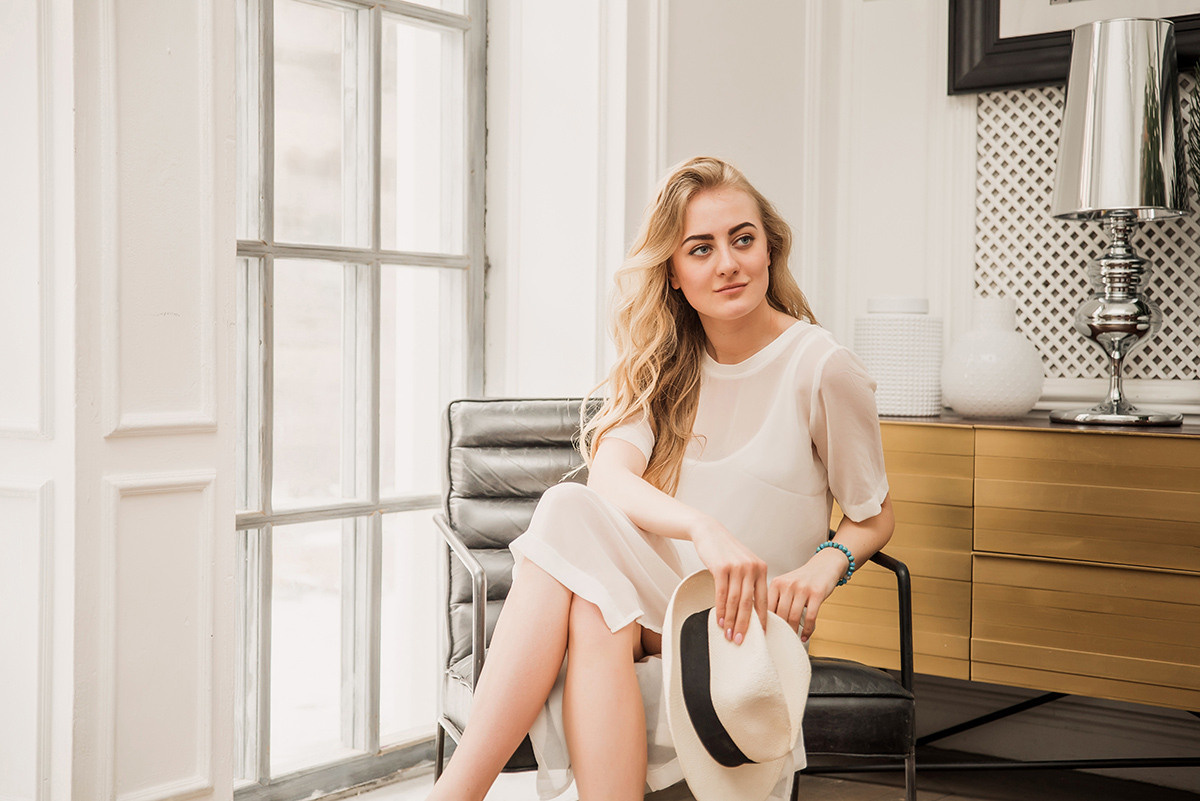 Предсвадебная фотосъемка лавстори в особняке Роял. Свадебный и семейный фотограф в Москве Светлана Зоткина