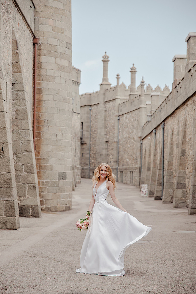 Стильная фотосессия свадьбы в Воронцовском парке. Свадебный и семейный фотограф в Москве Светлана Зоткина