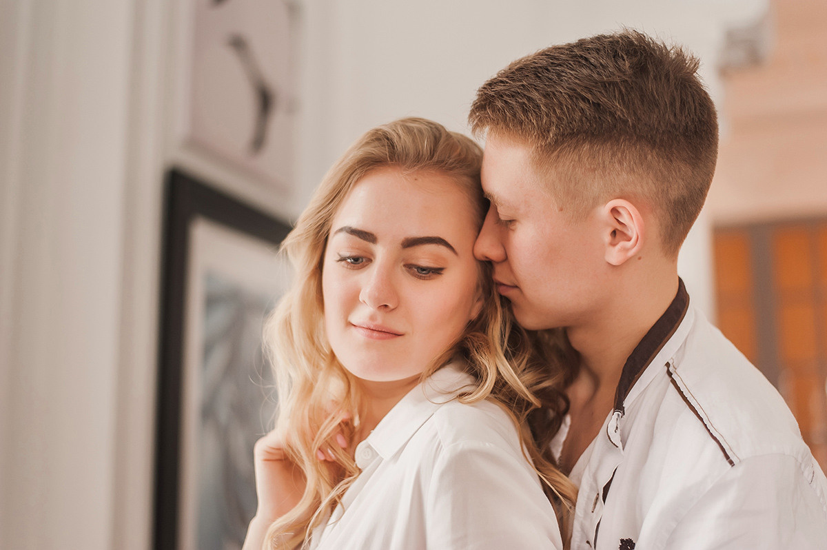 Предсвадебная фотосъемка лавстори в особняке Роял. Свадебный и семейный фотограф в Москве Светлана Зоткина