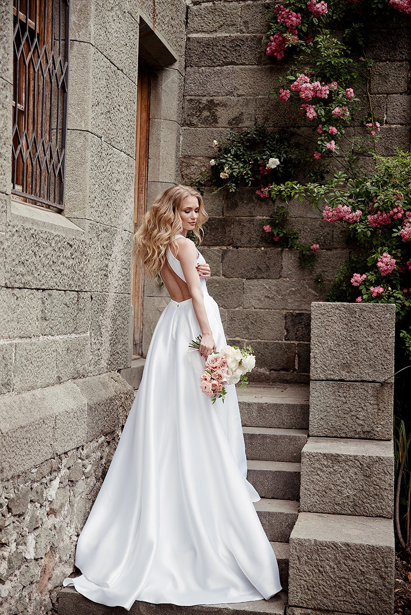 Стильная фотосессия свадьбы в Воронцовском парке. Свадебный и семейный фотограф в Москве Светлана Зоткина