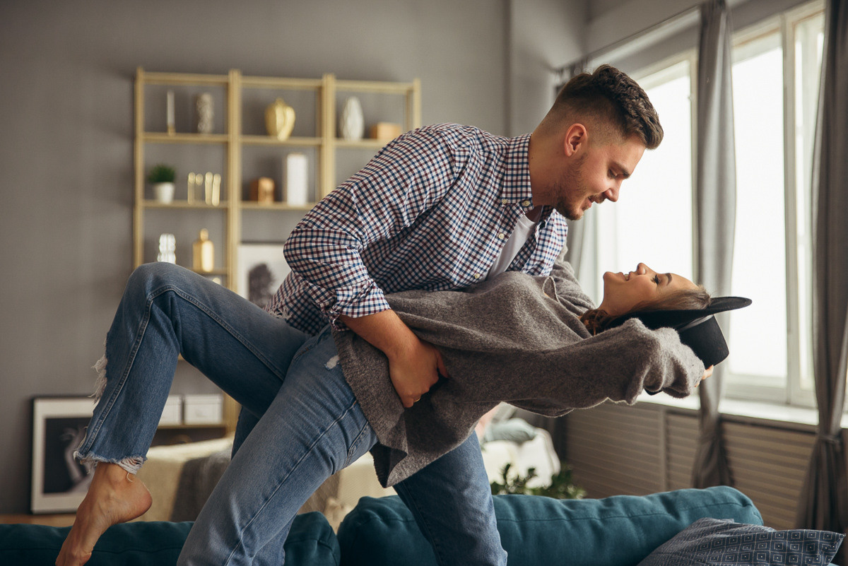 Фотосессия love story в студии. Свадебный и семейный фотограф в Москве Светлана Зоткина