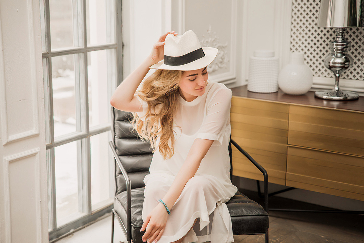 Предсвадебная фотосъемка лавстори в особняке Роял. Свадебный и семейный фотограф в Москве Светлана Зоткина