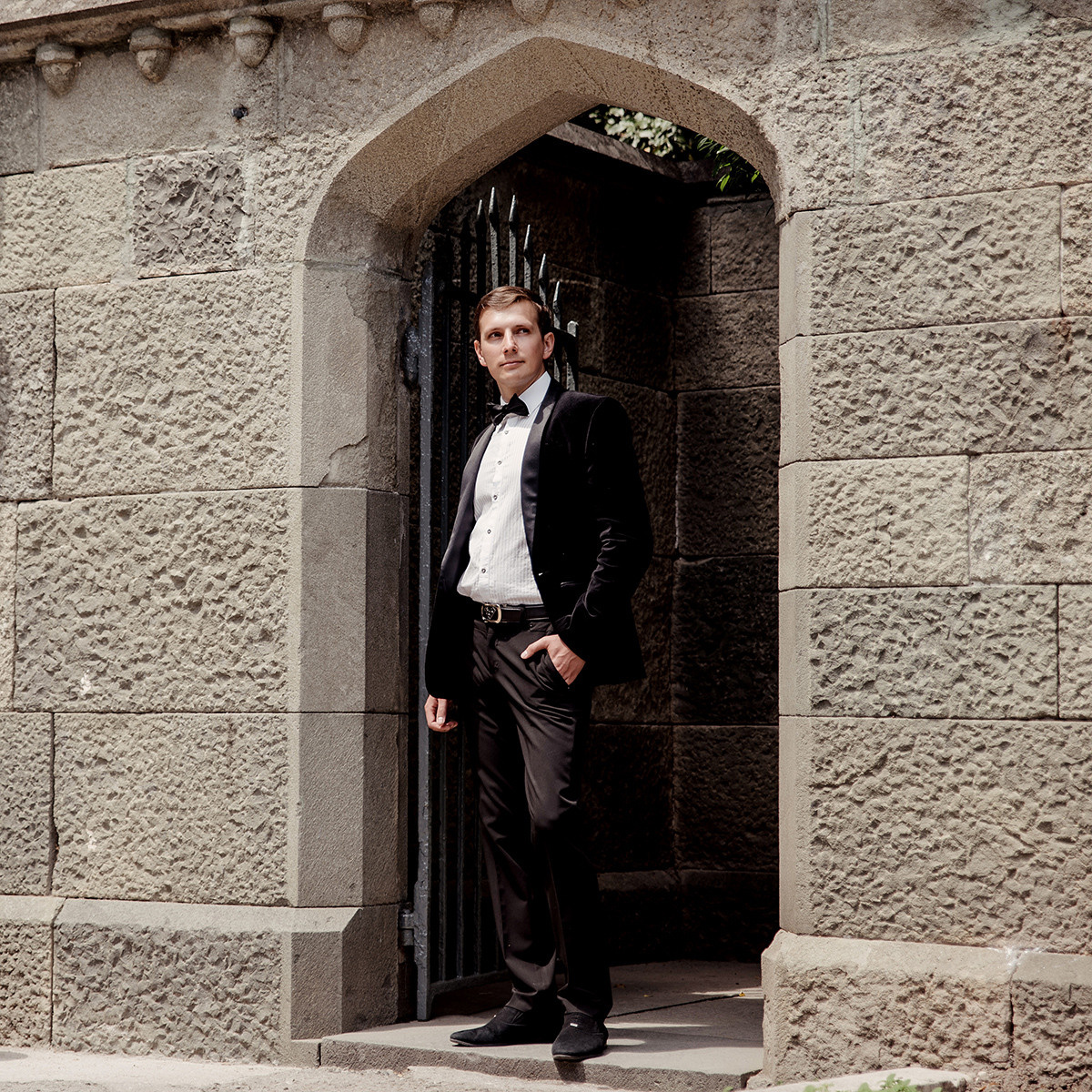 Стильная фотосессия свадьбы в Воронцовском парке. Свадебный и семейный фотограф в Москве Светлана Зоткина