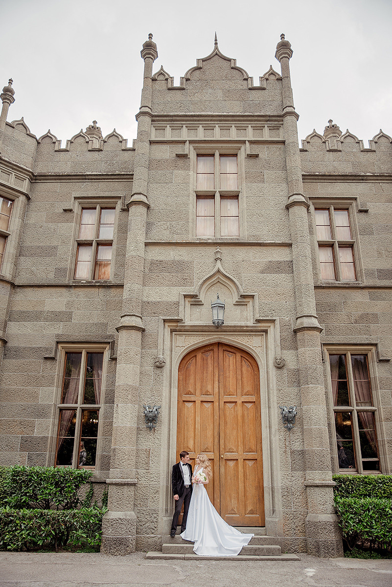 Стильная фотосессия свадьбы в Воронцовском парке. Свадебный и семейный фотограф в Москве Светлана Зоткина