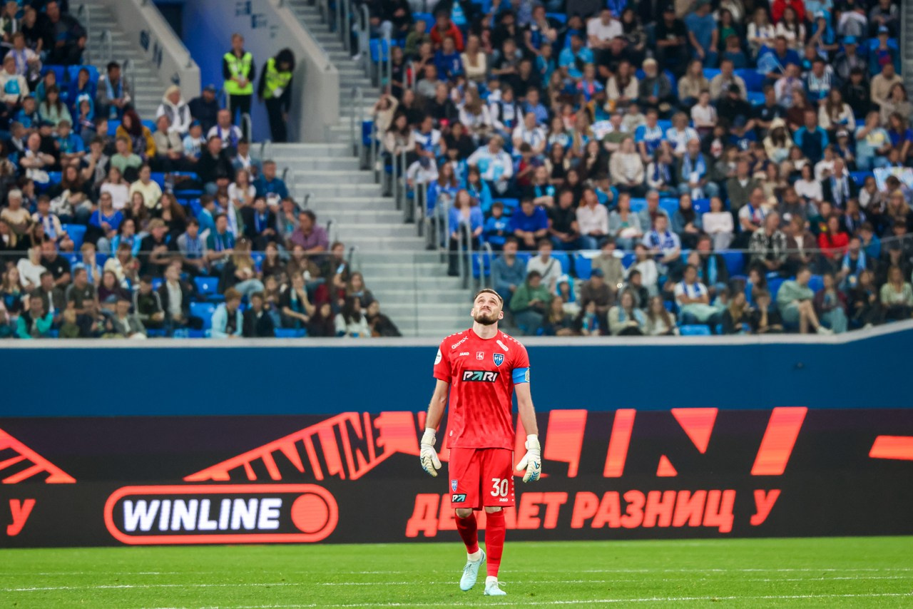 Матч 7-го тура МИР Российской Премьер-Лиги ФК Зенит- ФК Пари (Нижний Новгород). Спортивный кадр- сообщество спортивных фотографов РФ