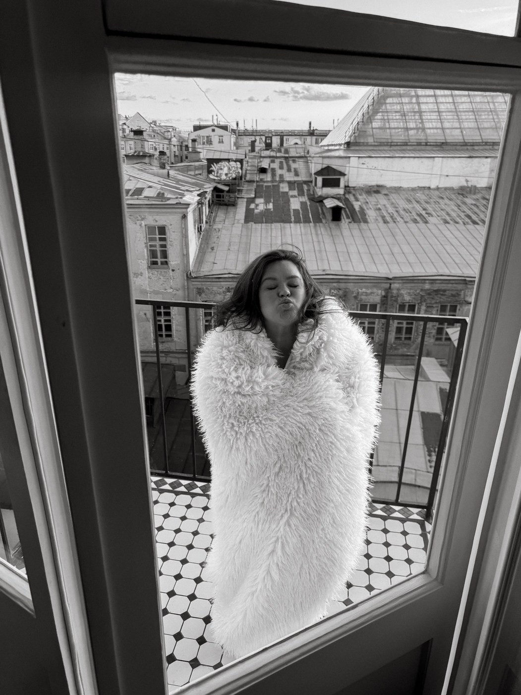 ДО СЕРДЦА И ГЛУБЖЕ