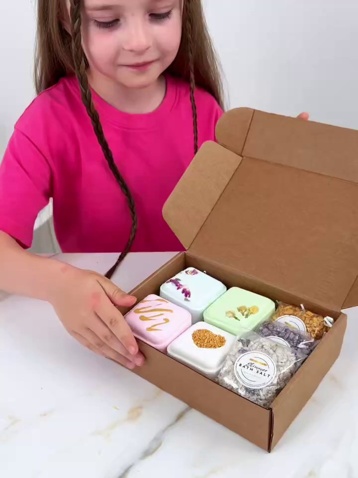 Видео. KED Production — продакшн из СПб. Создаём фото, видео и контент, который помогает брендам и селлерам продавать больше