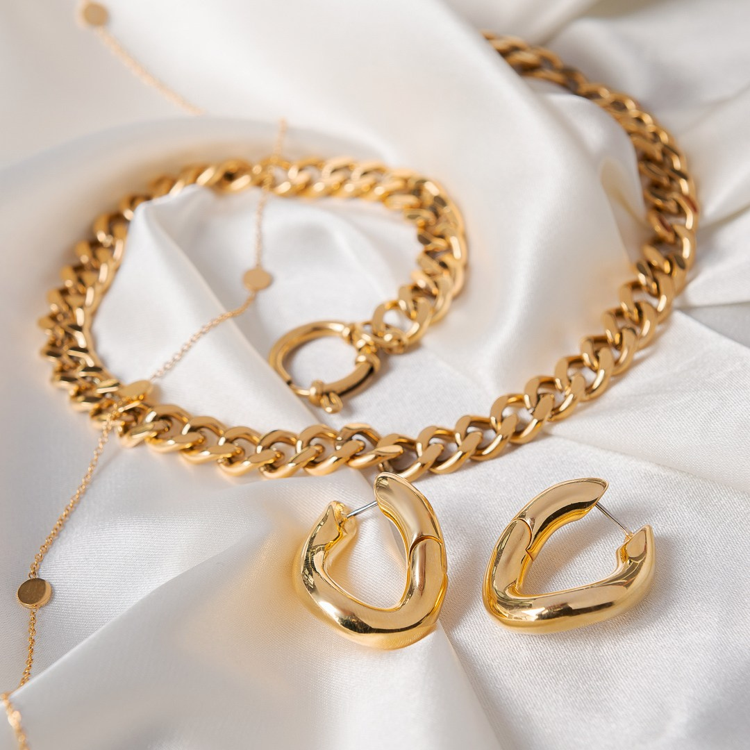 Slo. Дарья Володина — арт и fashion фотограф в Москве | рекламные и ювелирные съемки