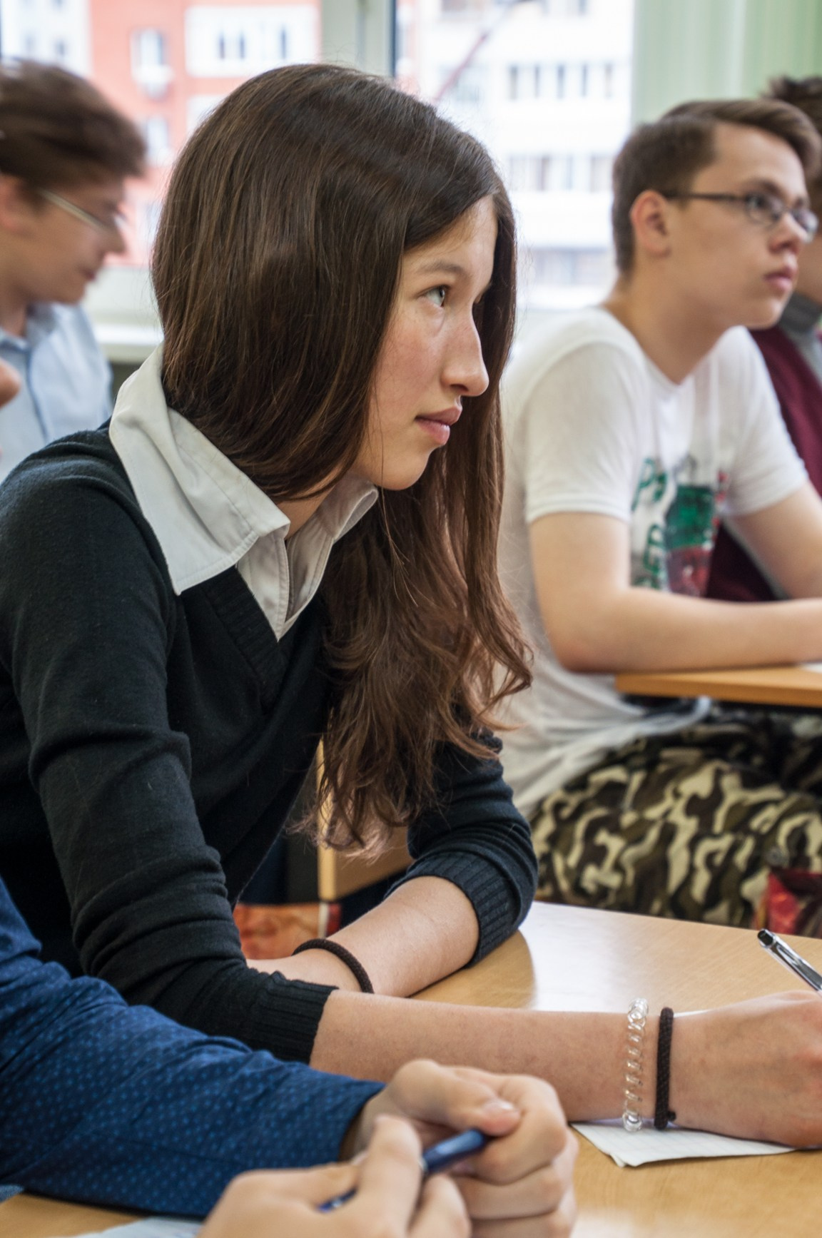 Школьная фотосессия в классе — Кристина Черникова. Фотограф Кристина Черникова — Москва | Семейные съёмки и фотоальбомы