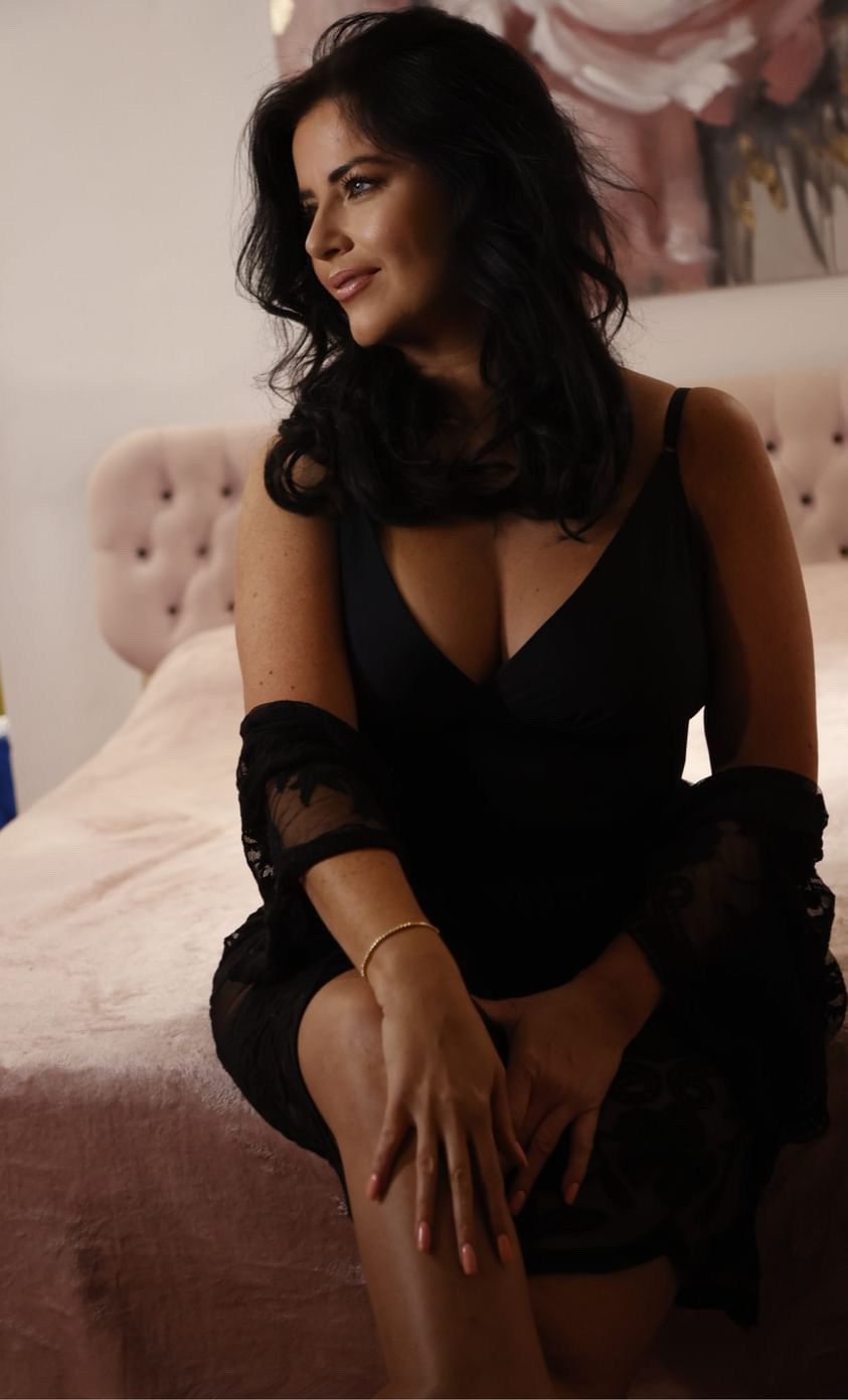 Boudoir photosession with Sabine. Maria Poleshchuk, commercial photographer in Sydney